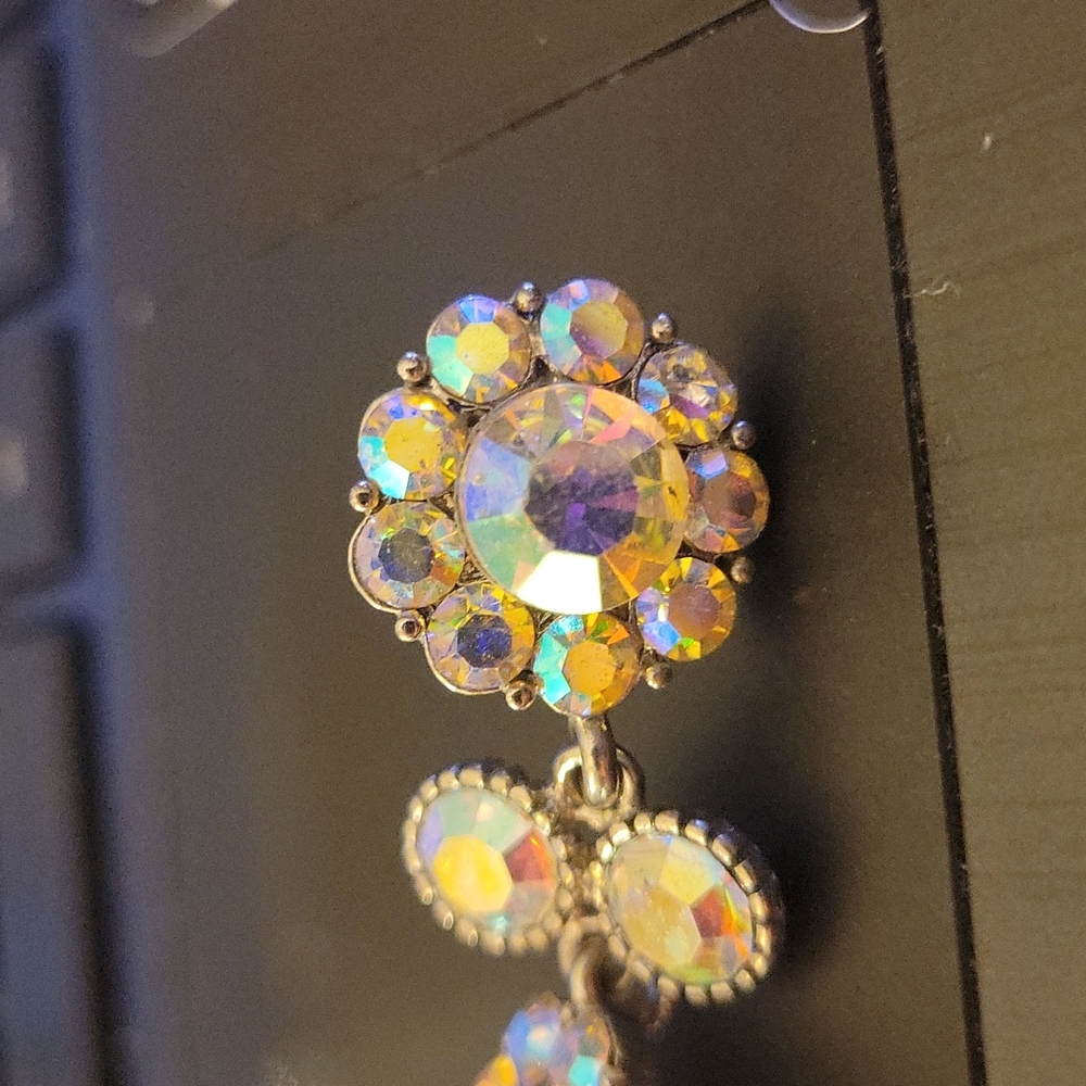 Chandelier 4" pierced dangle earrings gold clear faceted stones silver  4" EUC… - Picture 6 of 6